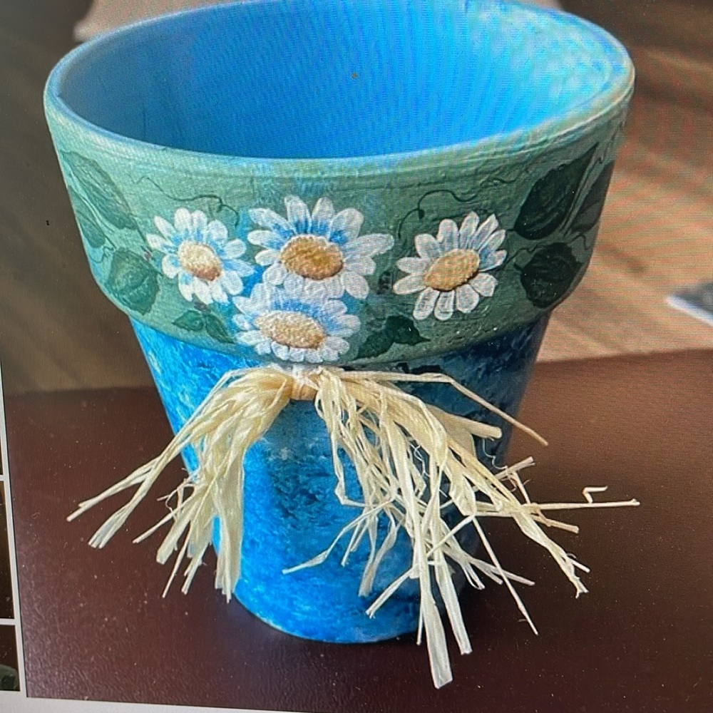Handpainted Daisy Flower Pot